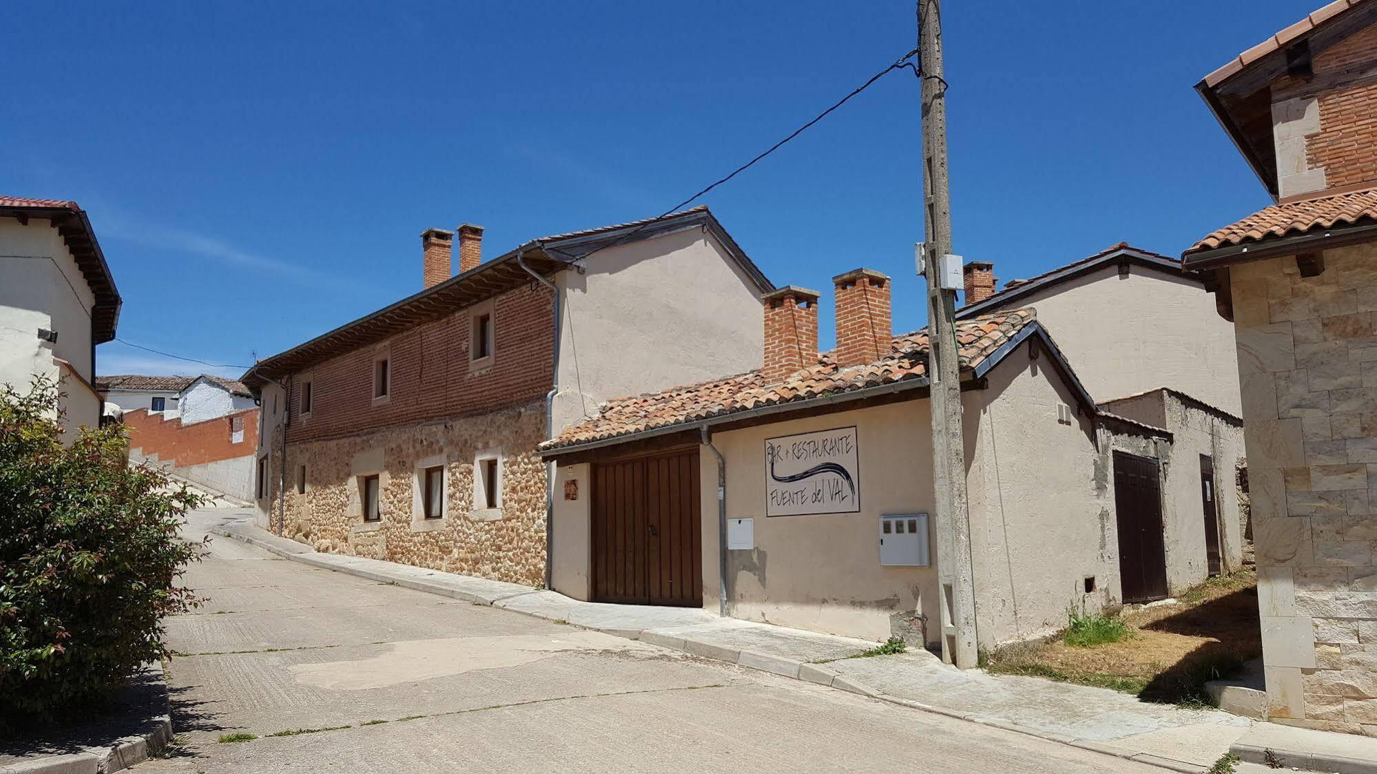 Hotel Rural Fuente del Val Prádanos de Ojeda Esterno foto